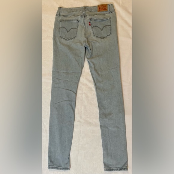 Levi's- Women's Skinny Jeans (28) - Picture 3 of 3